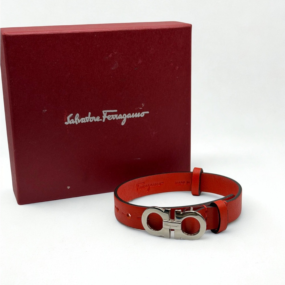 FERRAGAMO
Double Gancio Leather Bracelet In Red